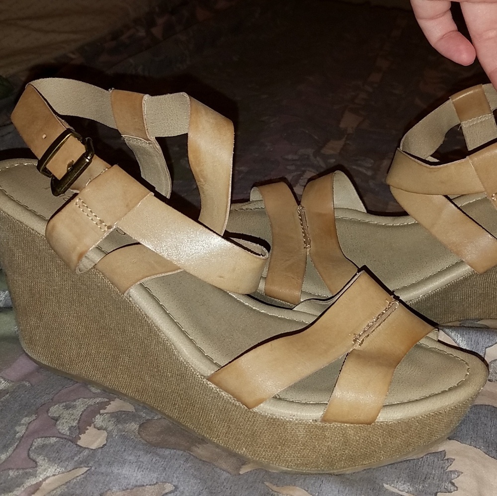 Womens shoes